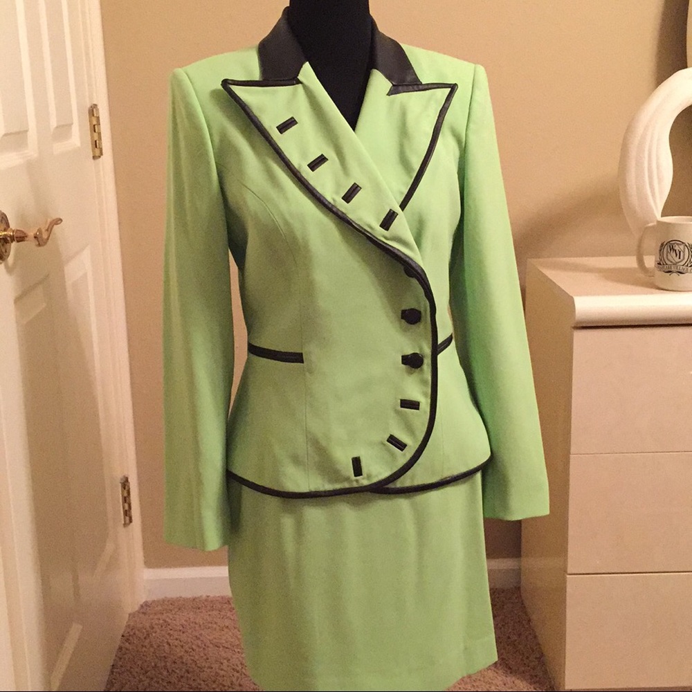 Designer Alberto Makali leather trim skirt set